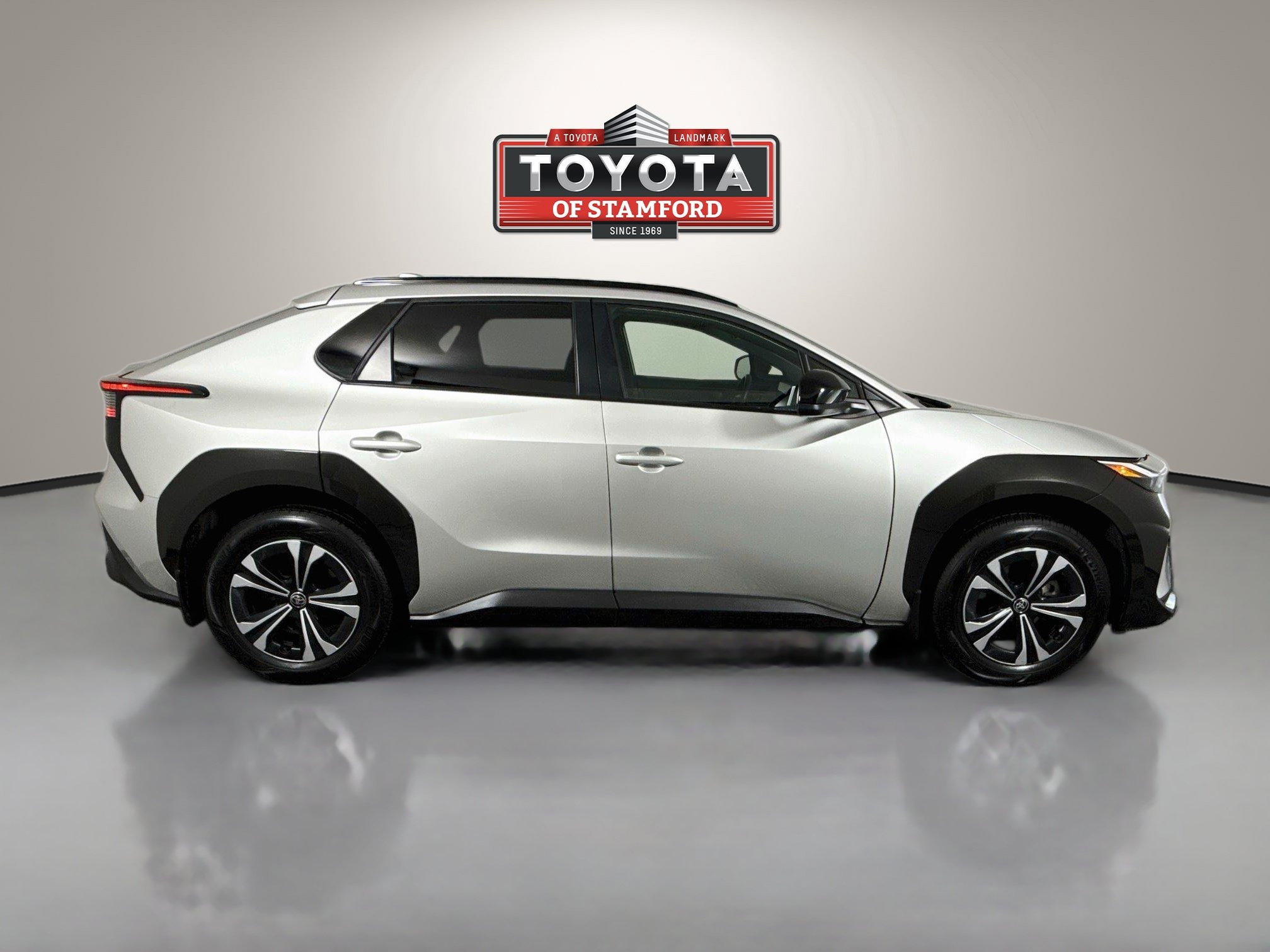 Certified 2024 Toyota bZ4X AWD w/ Weather Package image 8