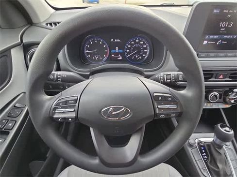Used 2023 Hyundai Kona SEL image 22
