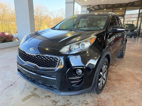 Used 2017 Kia Sportage EX w/ EX Premium Package image 3