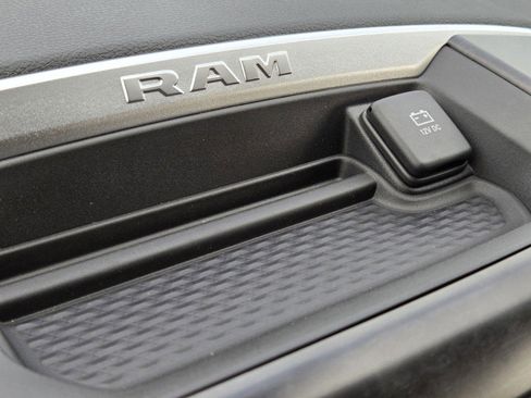 New 2024 RAM 2500 Big Horn w/ Bed Utility Group image 99