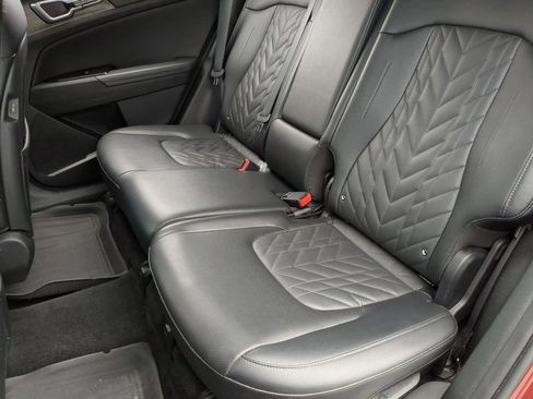 Used 2024 Kia Sportage X-Line w/ X-Line Premium Package AWD/4WD image 21
