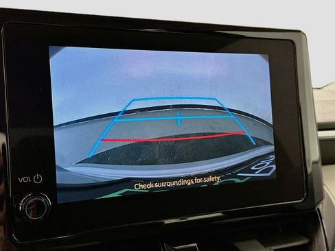 Used 2025 Toyota Corolla LE FWD image 23