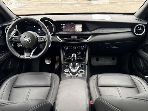 Used 2024 Alfa Romeo Stelvio Sprint image 13