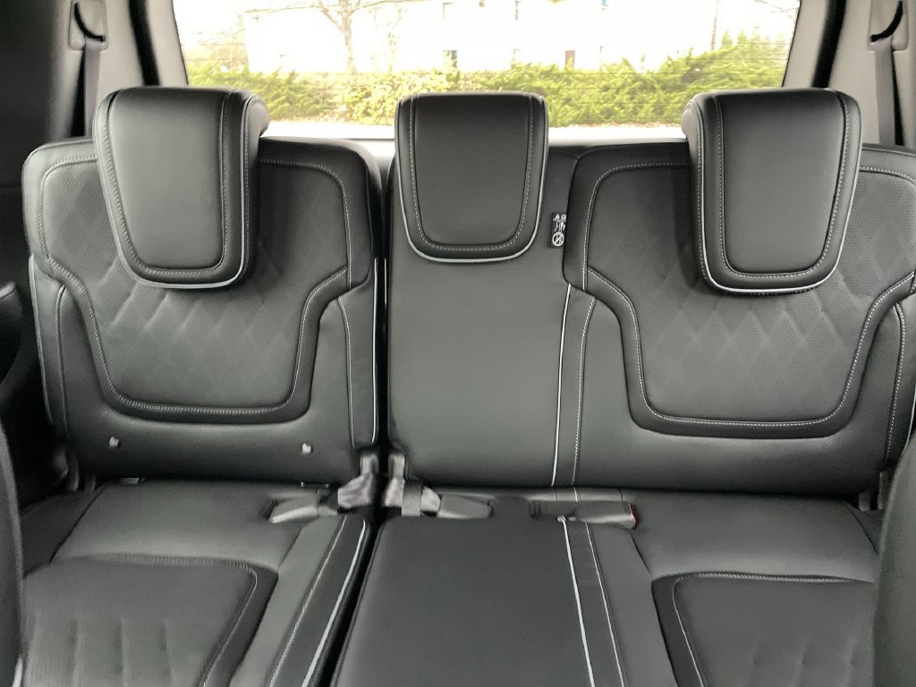 New 2026 INFINITI QX80 Autograph w/ Premium Cargo Package AWD/4WD image 16