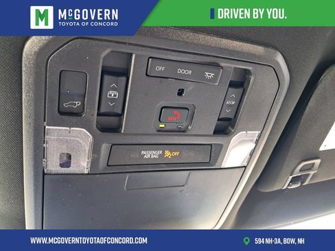 Used 2025 Toyota Sequoia TRD Pro AWD/4WD image 27