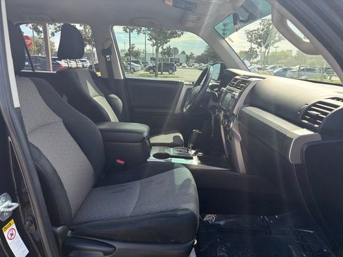 Used 2015 Toyota 4Runner SR5 RWD image 12