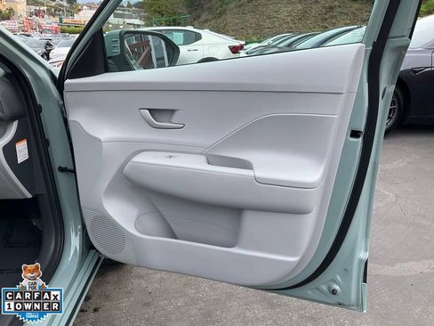 Used 2024 Hyundai Kona SEL FWD image 62