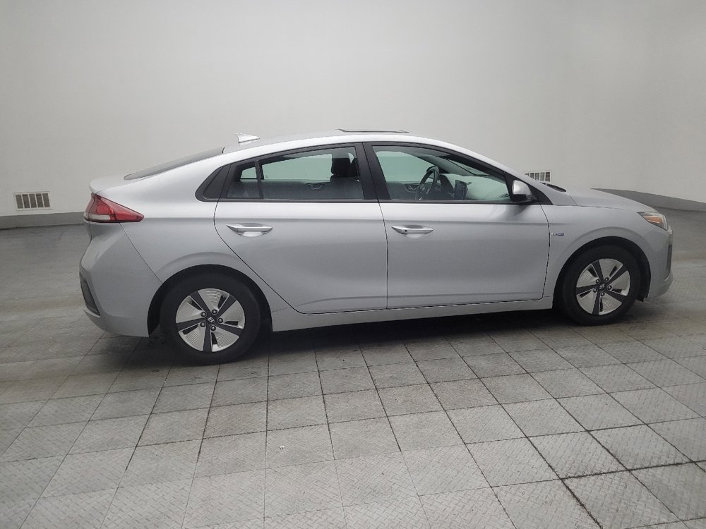 Used 2020 Hyundai Ioniq Blue FWD image 10