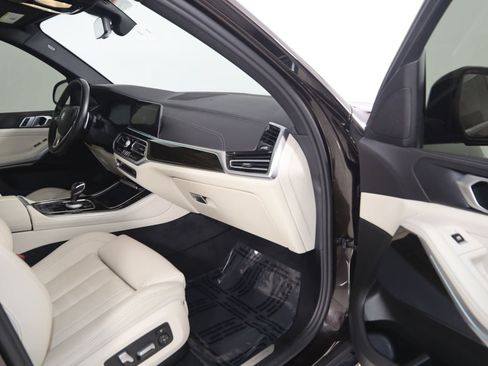 Used 2021 BMW X5 xDrive40i w/ Convenience Package AWD/4WD image 43