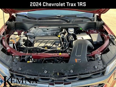 Used 2024 Chevrolet Trax RS w/ Driver Confidence Package image 30