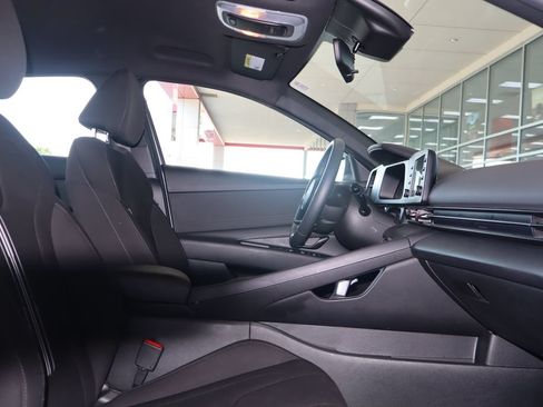 Used 2026 Hyundai Elantra Sport FWD image 38