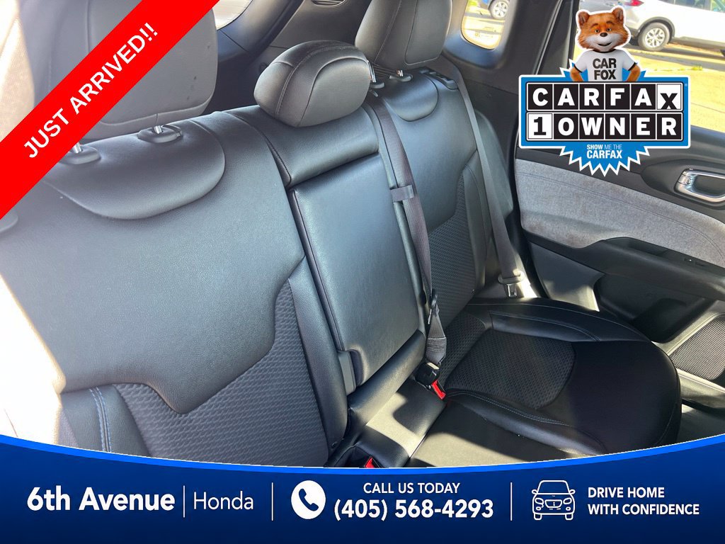 Used 2024 Jeep Compass Latitude AWD/4WD image 16