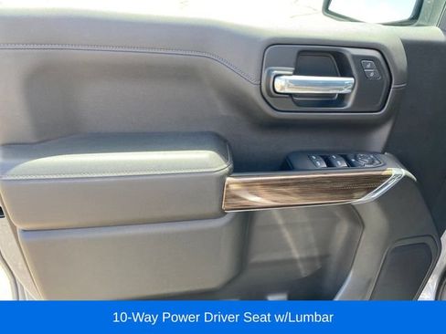 Used 2021 Chevrolet Silverado 1500 LT AWD/4WD image 16