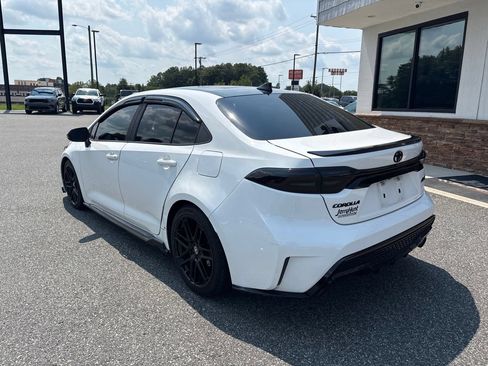 Used 2021 Toyota Corolla XSE FWD image 6