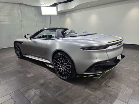 Used 2023 Aston Martin DBS Superleggera Volante RWD image 2