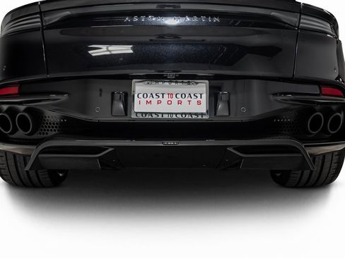 Used 2019 Aston Martin DBS Superleggera image 18