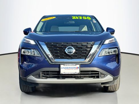 Used 2021 Nissan Rogue SV image 16