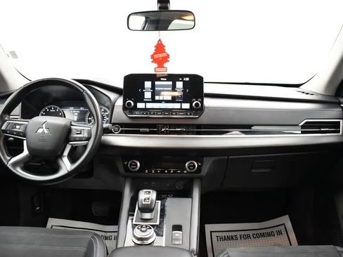 Used 2024 Mitsubishi Outlander Ralliart image 19