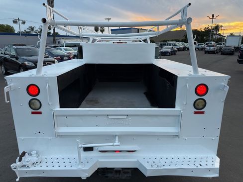 Used 2007 Chevrolet Silverado 3500 W/T image 6