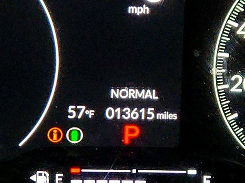 Used 2025 Honda Civic Sport image 15