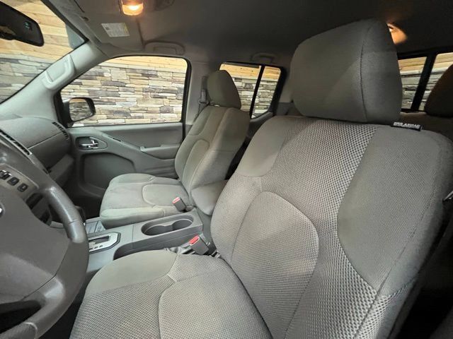 Used 2021 Nissan Frontier SV AWD/4WD image 12