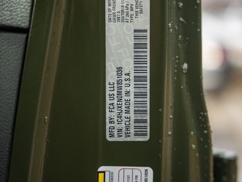 Used 2021 Jeep Wrangler Unlimited Sahara w/ LED Lighting Group image 41