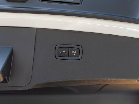 New 2026 Porsche Cayenne GTS AWD/4WD image 34