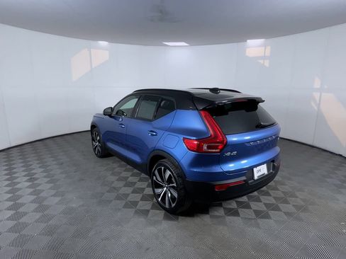 Used 2021 Volvo XC40 P8 Recharge AWD/4WD image 7