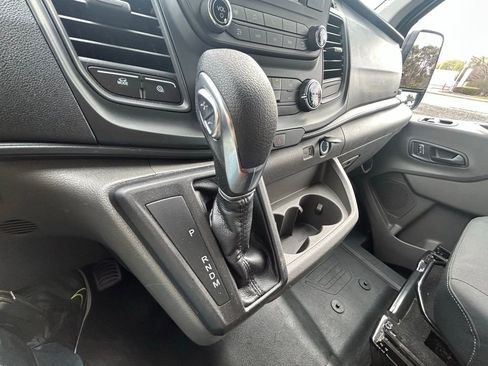 Used 2024 Ford Transit 250 Low Roof w/ Exterior Upgrade Package RWD image 23
