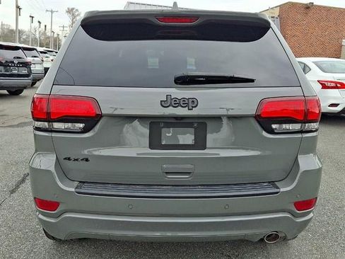 Used 2021 Jeep Grand Cherokee Laredo X image 5