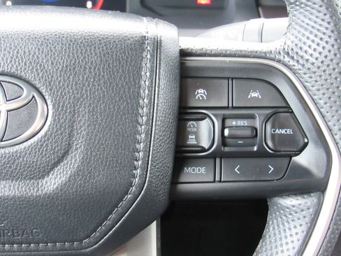 Used 2024 Toyota Tacoma SR5 image 22