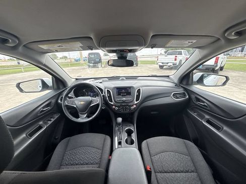 Certified 2024 Chevrolet Equinox LT FWD image 21