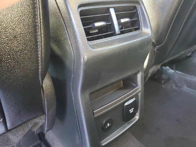 Certified 2024 Ford Edge Titanium AWD/4WD image 28