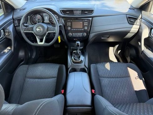 Used 2017 Nissan Rogue S AWD/4WD image 25