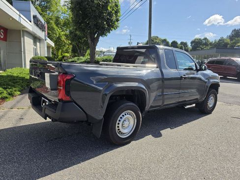 Used 2025 Toyota Tacoma SR AWD/4WD image 3