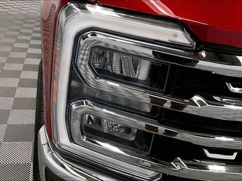 Used 2023 Ford F250 Lariat w/ Lariat Ultimate Package image 33