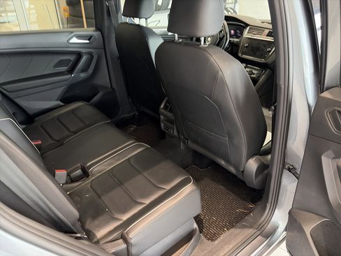 Used 2020 Volkswagen Tiguan SEL Premium R-Line image 19