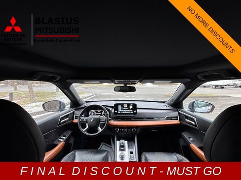 Used 2022 Mitsubishi Outlander SEL image 19