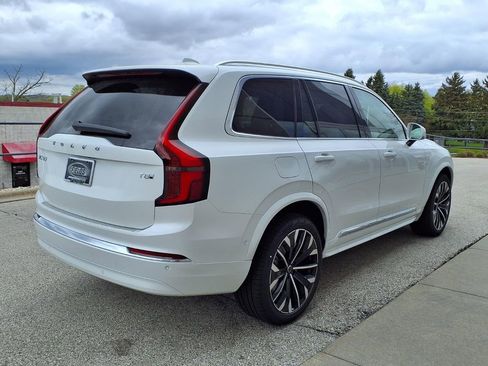New 2026 Volvo XC90 T8 Ultra w/ Lounge Package AWD/4WD image 5