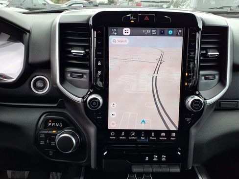 Used 2025 RAM 1500 Big Horn image 7