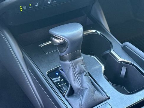 Used 2025 Lexus ES 350 w/ Premium Package FWD image 24
