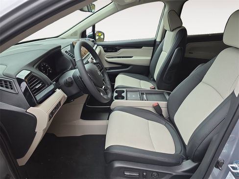 New 2026 Honda Odyssey Elite image 9