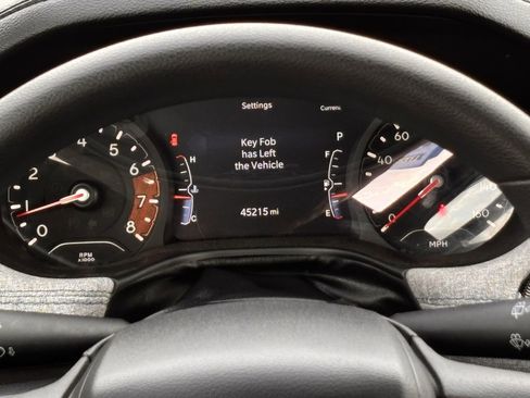 Used 2023 Jeep Compass Sport image 14