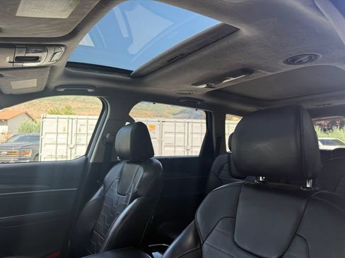 Used 2021 Kia Telluride SX w/ SX Prestige Package AWD/4WD image 21