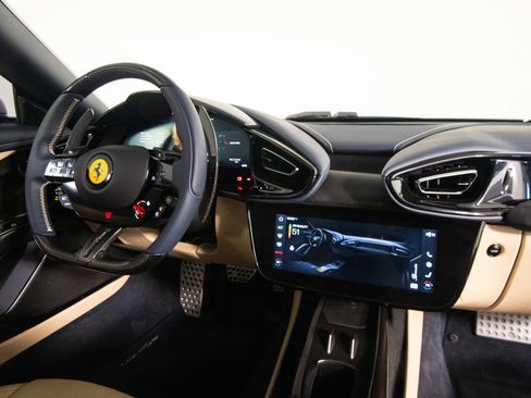 Certified 2025 Ferrari 12Cilindri image 31