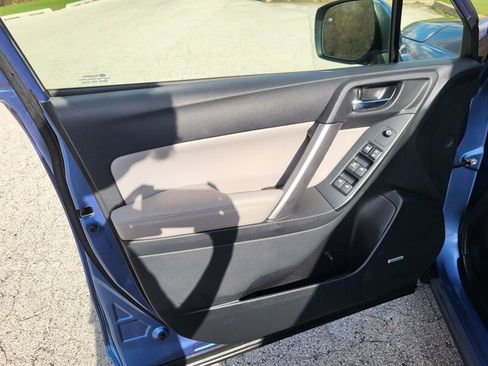 Used 2015 Subaru Forester 2.5i Limited image 24