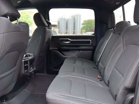 Used 2025 RAM 1500 Big Horn AWD/4WD image 7