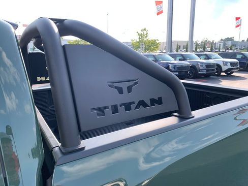 Used 2024 Nissan Titan SV w/ SV Bronze Edition Package AWD/4WD image 32