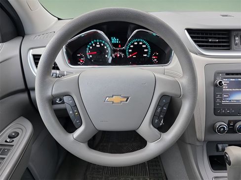 Used 2016 Chevrolet Traverse LS image 22