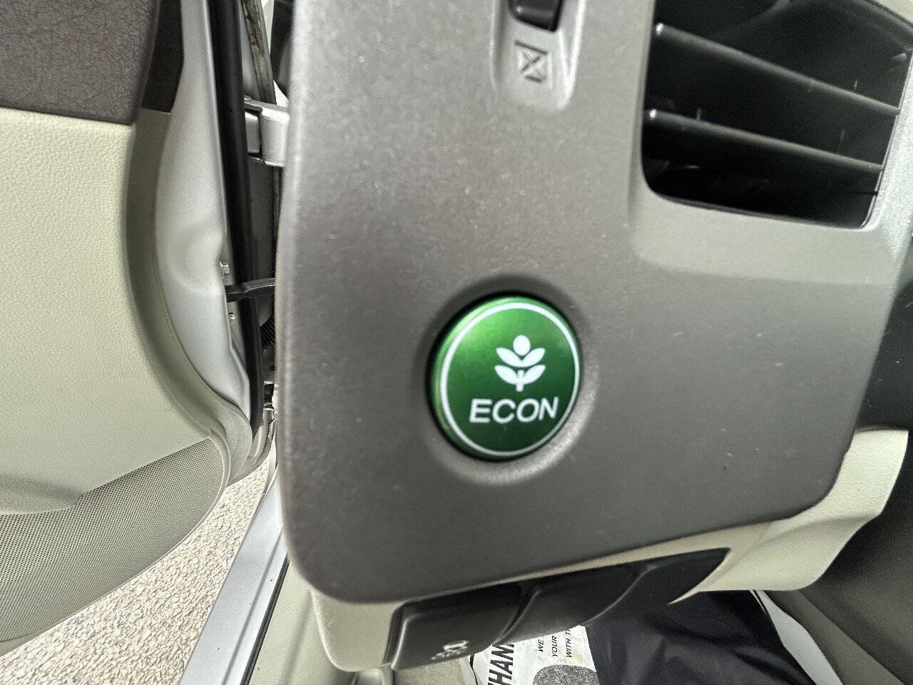 Used 2012 Honda Civic LX image 24